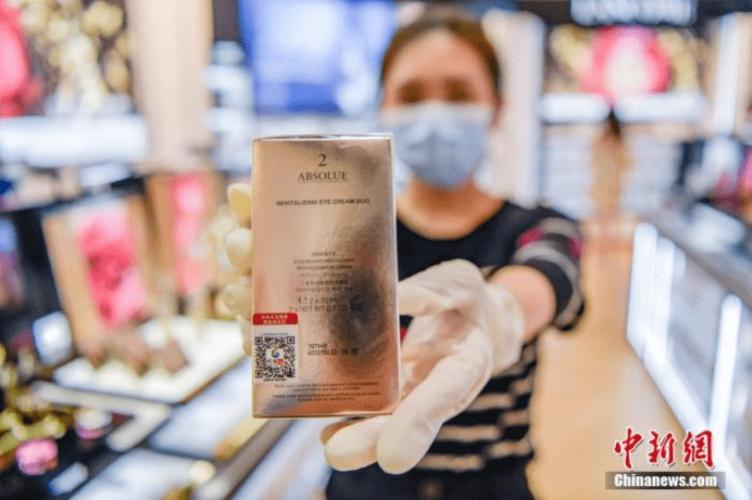 Đại lý nước khoáng LaVie gần đường Đặng Văn Ngữ Phú Nhuận – Thuận tiện giao nhanh cho khu dân cư và văn phòng