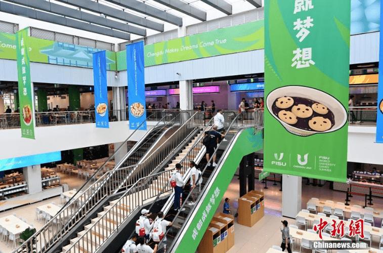 Đại lý nước khoáng LaVie gần đường Đặng Văn Ngữ Phú Nhuận – Thuận tiện giao nhanh cho khu dân cư và văn phòng